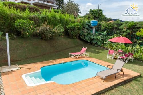 Piscina, Chalet en Alquiler en el Lago Calima