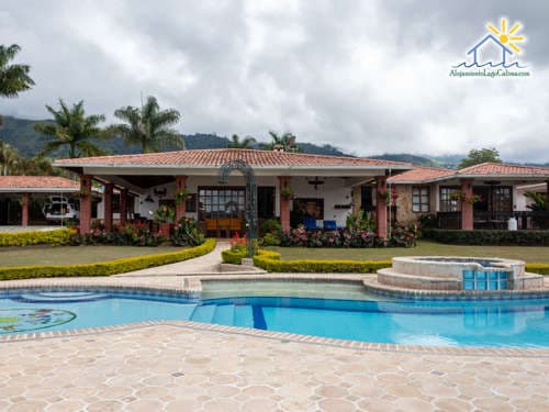 Finca en Alquiler en el Lago Calima