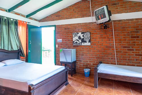Alcoba, Hotel las cabañas de Maqroll, Lago Calima.