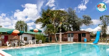 Hotel Cabañas de Maqroll, Lago Calima Colombia