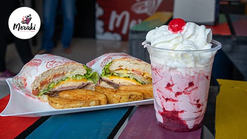 Sandwiches y batidos