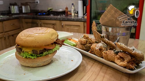 pizzas, hamburguesas y alitas (wings)