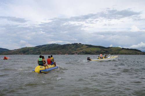 Paseos en chorizo acuatico en el Lago Calima