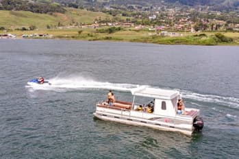 Paseo en el lago Calima