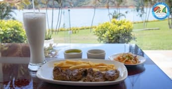 Restaurante Blue Palace, Lago Calima Colombia