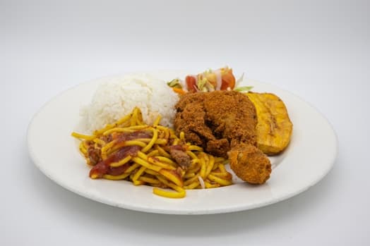 Espaguetis, Panadería y Restaurante Calima