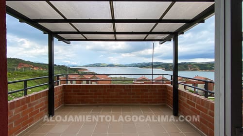 balcón, casa en venta frente al Lago Calima