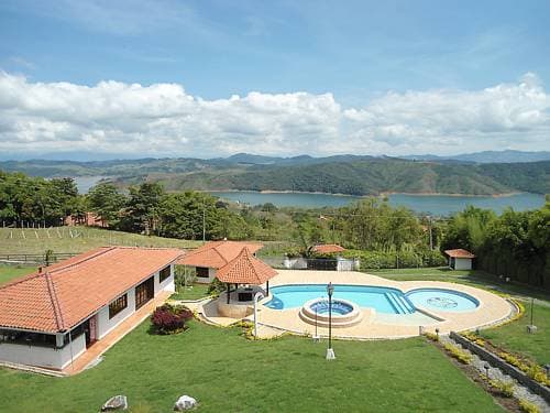 Vista al Lago Calima